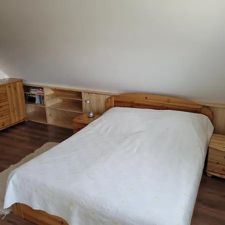 Nyaraló Borostyán Ház