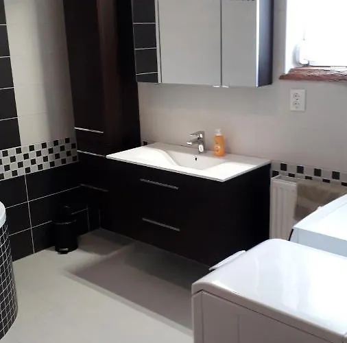 Borostyan Haz Felsőörs